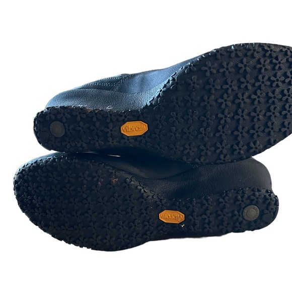 Merrell Larkspur Black Leather Wedge Vibram Sole Wool Trim Boots - Size 7 - Picture 6 of 7